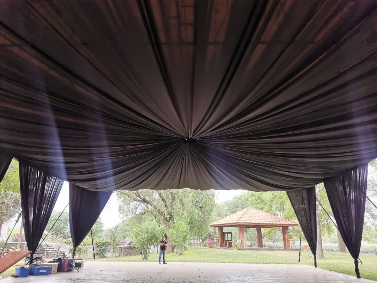Carpa con plafón de botón (5m altura) - Vista 2